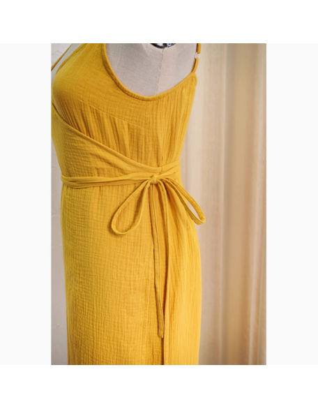  Sleeveless suspender backless dress